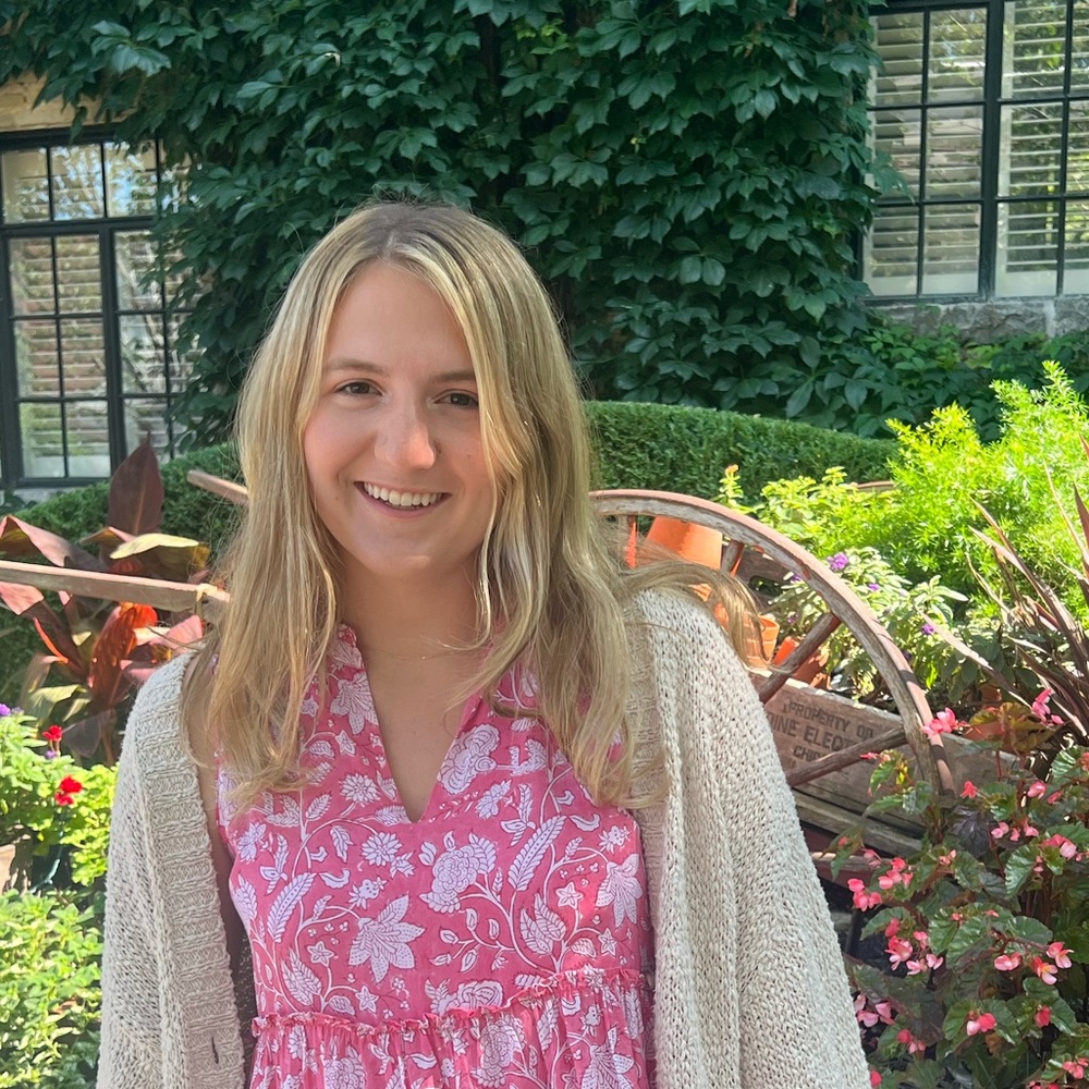 Meet your Posher, Molly